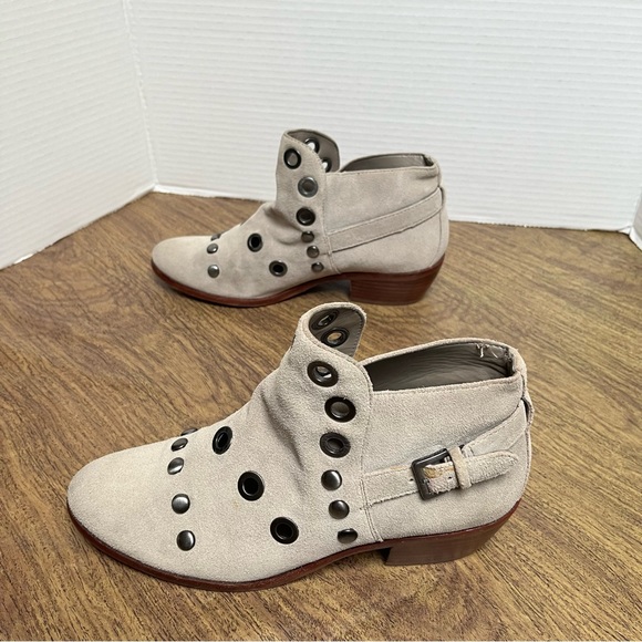 Sam Edelman Pedra Suede Booties Gray Cream Taupe Ankle Boots Size 6 - Picture 7 of 15